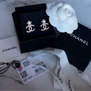 New! Authentic  Chanel Gold Star Earrings